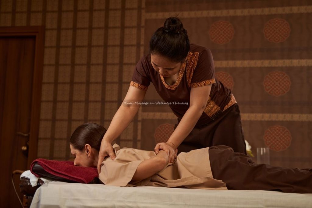 Thai Massage In Wellness Therapy (2) Thai Massage In Wellness Therapy